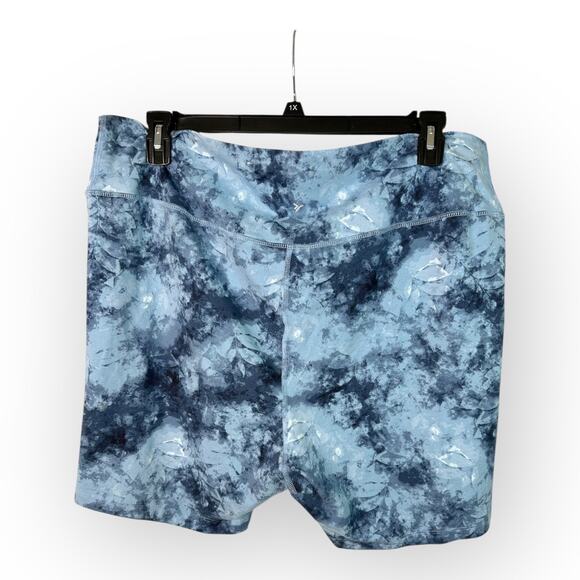 Old Navy Womens size 3X Powerchill Extra High Rise Bike Short Go Dry Tie Dye - Picture 3 of 7